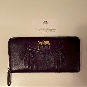 COACH Leather Accordian Wallet